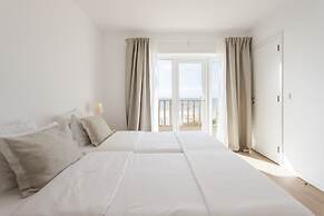 Blue Buddha Beach Rooms & Suites