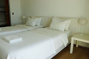 Blue Buddha Beach Rooms & Suites