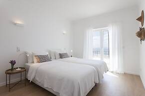 Blue Buddha Beach Rooms & Suites