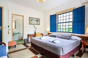 Pousada Pontal Gardens