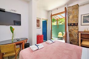 Pousada Pontal Gardens