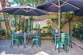 Pousada Pontal Gardens