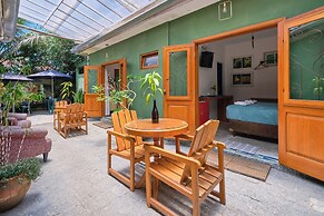 Pousada Pontal Gardens