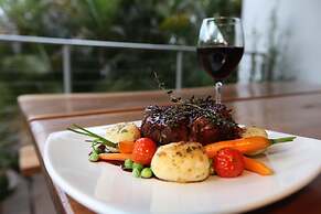 Red Bridge Motor Inn