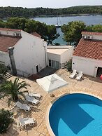 Illyrian Resort