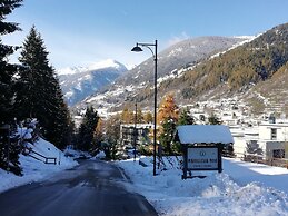 Residence Marilleva 900