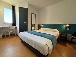 Hôtel Face West Le Pontet