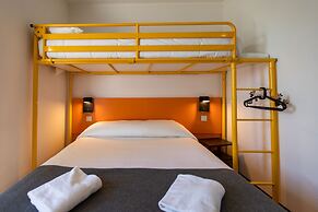 Hôtel Face West Le Pontet