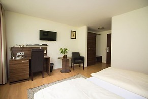 Landhotel Wolfschlugen