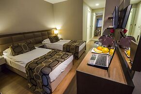 The New Hotel Zeybek