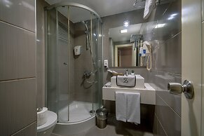 The New Hotel Zeybek