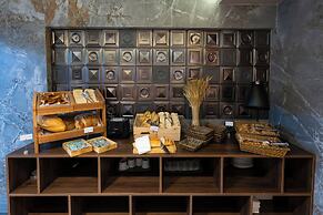 The New Hotel Zeybek