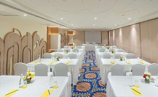 Golden Tulip Jaipur