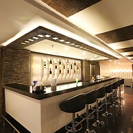 Golden Tulip Jaipur