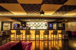 Golden Tulip Jaipur