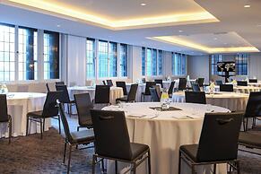 Renaissance Cincinnati Downtown Hotel