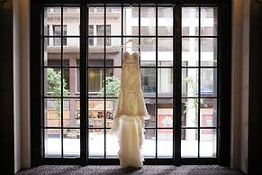 Renaissance Cincinnati Downtown Hotel