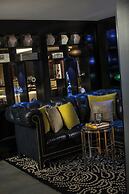 Renaissance Cincinnati Downtown Hotel