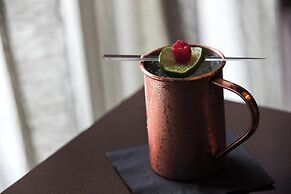 Renaissance Cincinnati Downtown Hotel