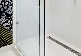 Renaissance Cincinnati Downtown Hotel