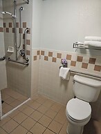 Fossil Creek Hotel And Suites
