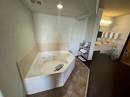 Fossil Creek Hotel And Suites
