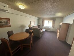 Fossil Creek Hotel And Suites