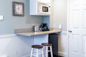 Ocean Echo Inn and Beach Cottages