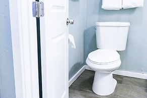 Ocean Echo Inn and Beach Cottages