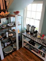 Ocean Echo Inn and Beach Cottages