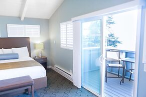 Ocean Echo Inn and Beach Cottages