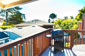 Ocean Echo Inn and Beach Cottages