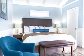 Ocean Echo Inn and Beach Cottages