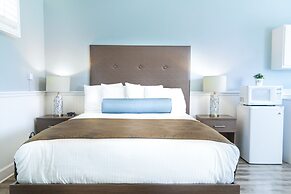 Ocean Echo Inn and Beach Cottages