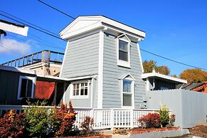 Ocean Echo Inn and Beach Cottages