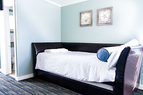 Ocean Echo Inn and Beach Cottages