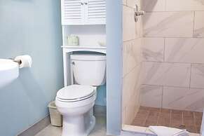 Ocean Echo Inn and Beach Cottages