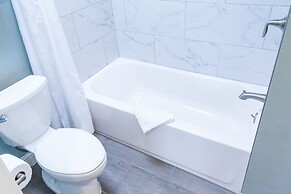 Ocean Echo Inn and Beach Cottages