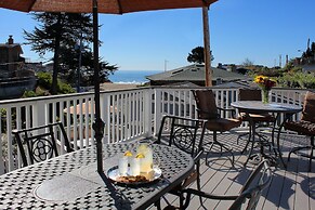 Ocean Echo Inn and Beach Cottages