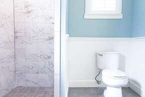 Ocean Echo Inn and Beach Cottages