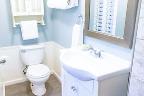 Ocean Echo Inn and Beach Cottages