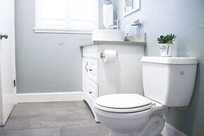 Ocean Echo Inn and Beach Cottages