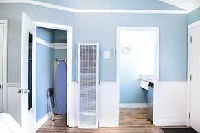 Ocean Echo Inn and Beach Cottages