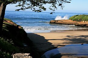 Ocean Echo Inn and Beach Cottages