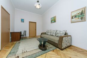 Alma Apartments