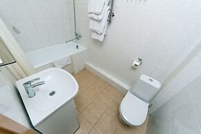 Alma Apartments