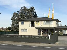 Thornton Lodge Motel