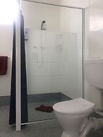 Thornton Lodge Motel