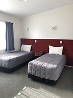 Thornton Lodge Motel