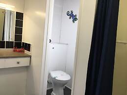 Thornton Lodge Motel